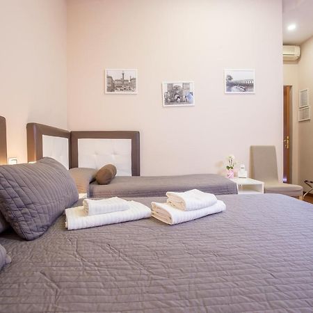 Azzurra Rooms ローマ エクステリア 写真