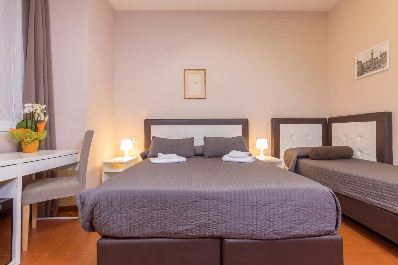 Azzurra Rooms ローマ エクステリア 写真